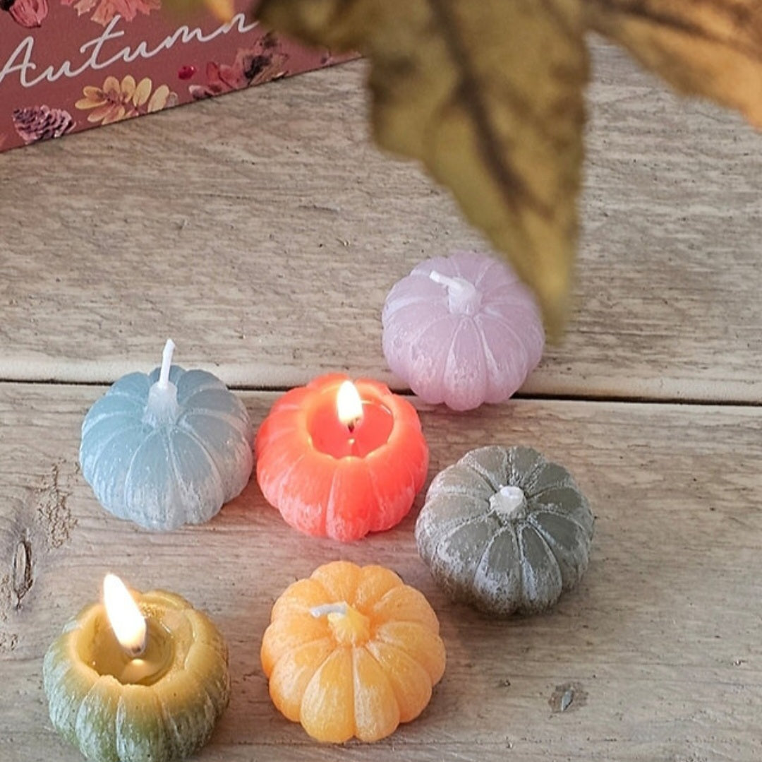 Set of 6 Mini Pumpkin Candles