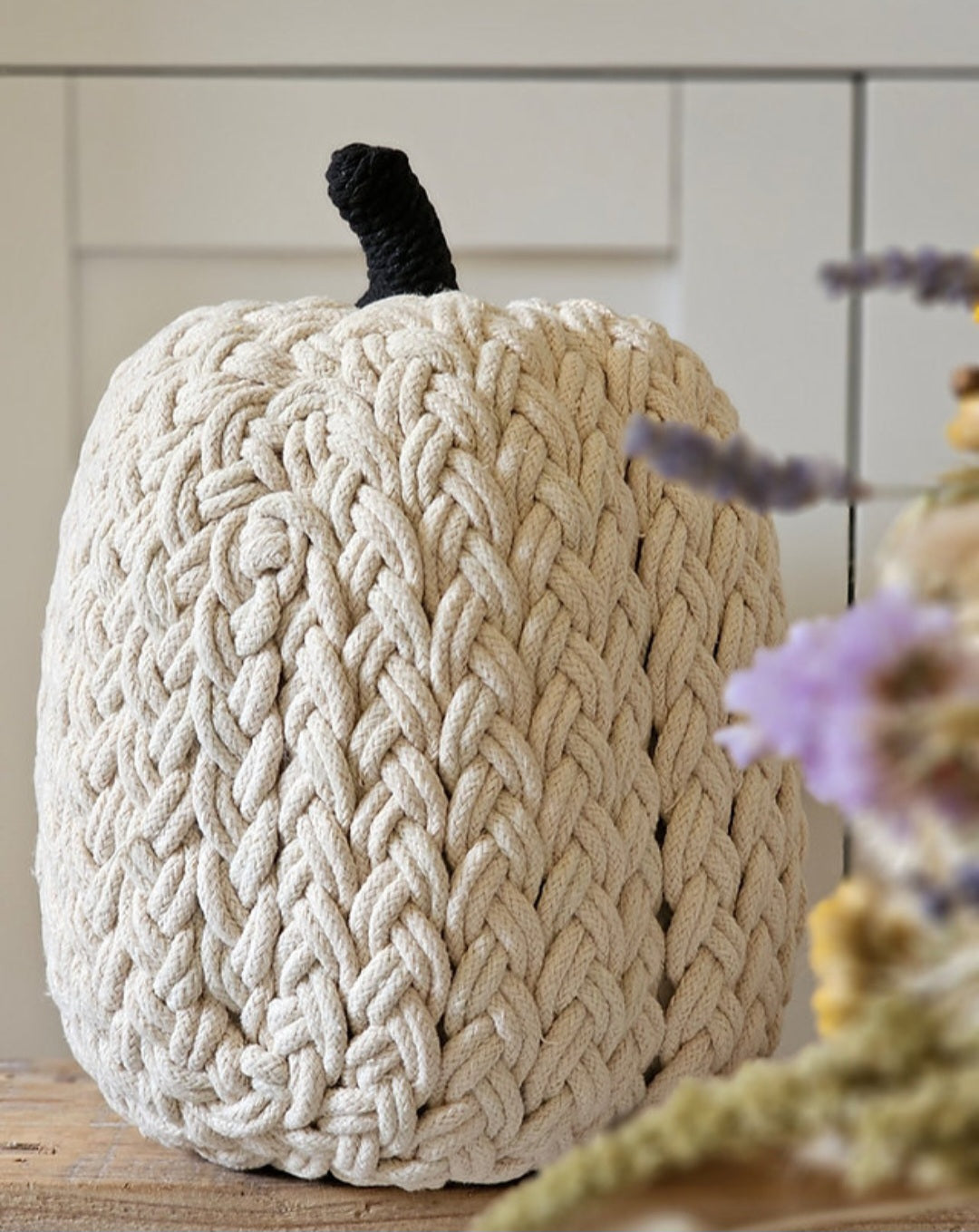 Large Cable Knit Pumpkin - Cream